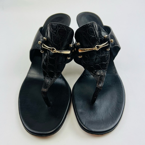 GUCCI: Brown, Leather & Gold metal Horsebit Mules, Size: EU 39C - US 9 - Picture 2 of 10